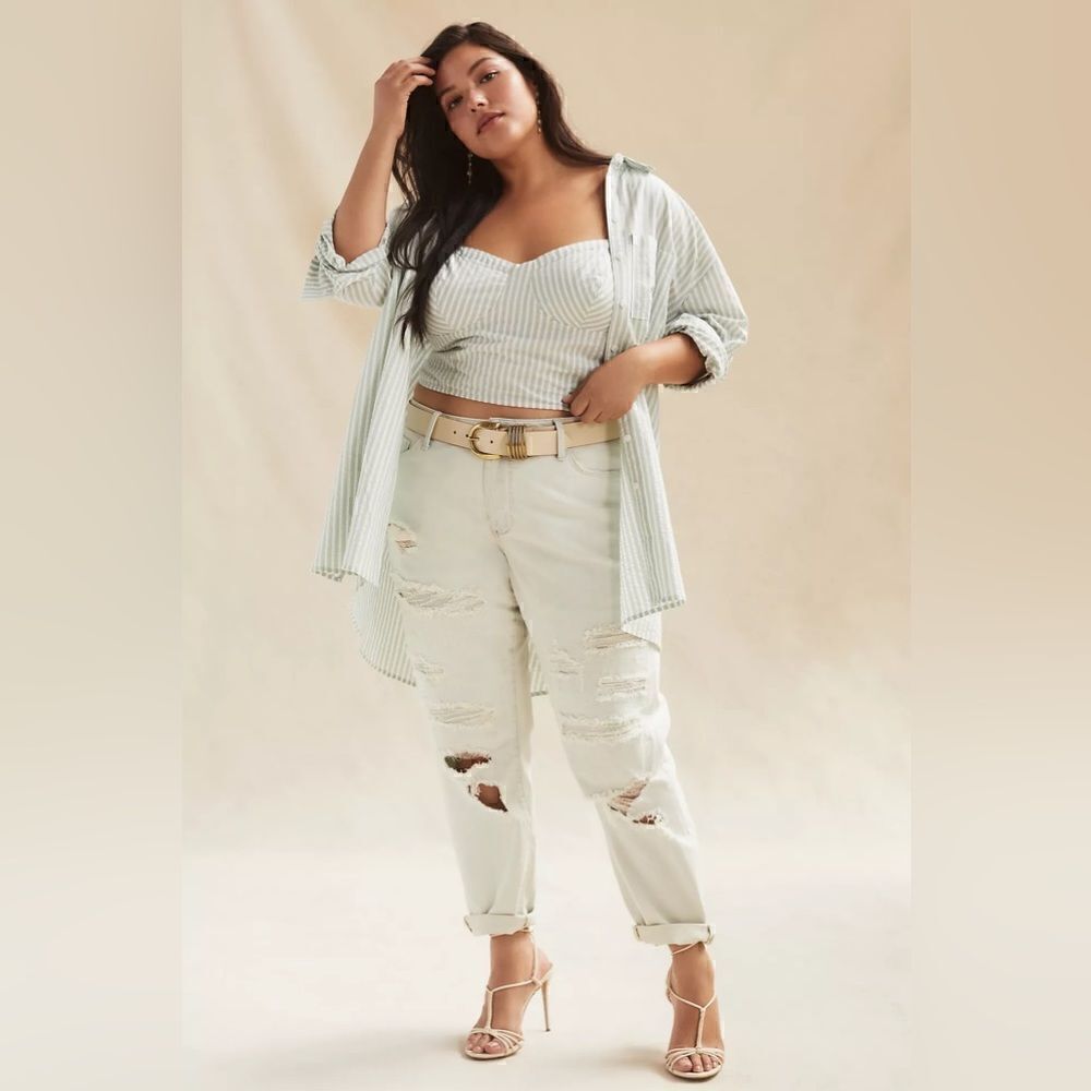 Anthropologie Pilcro Mid-Rise Slim Boyfriend Jeans